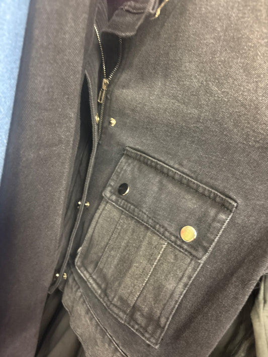 Denim Jacket w/pockets